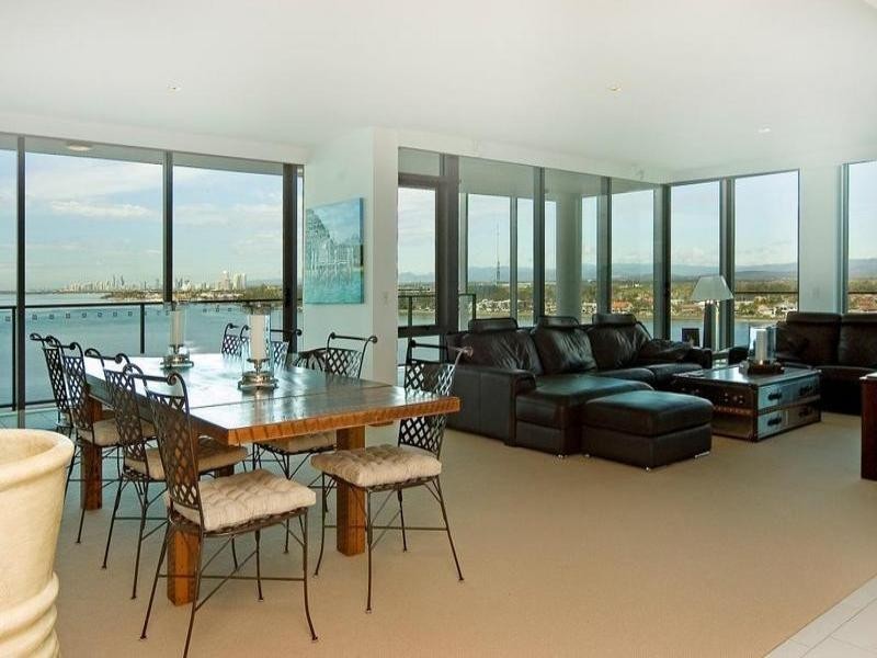 Paradise Point QLD 4216