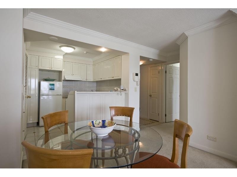 Broadbeach QLD 4218
