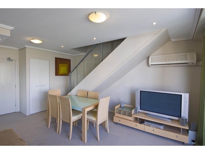 13 15 Wharf Road, Surfers Paradise QLD 4217