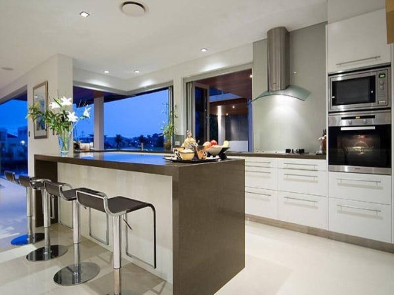 Paradise Point QLD 4216