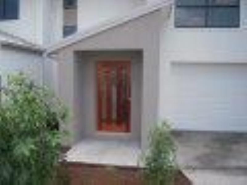 Pacific Pines QLD 4211