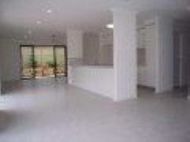 Pacific Pines QLD 4211