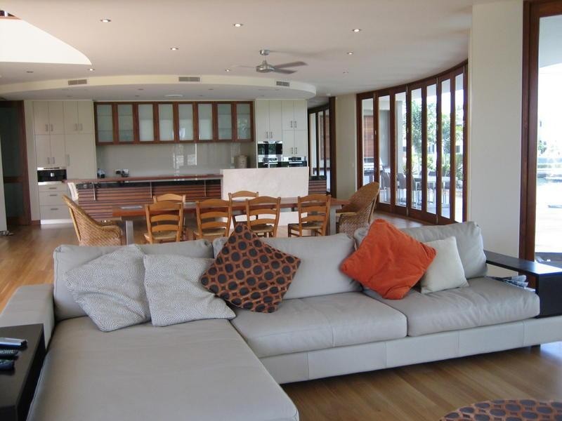 Paradise Point QLD 4216