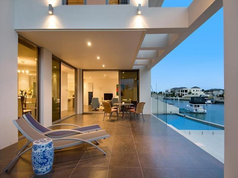 Paradise Point QLD 4216