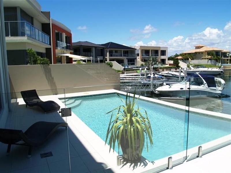 Paradise Point QLD 4216