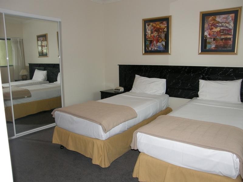 Surfers Paradise QLD 4217