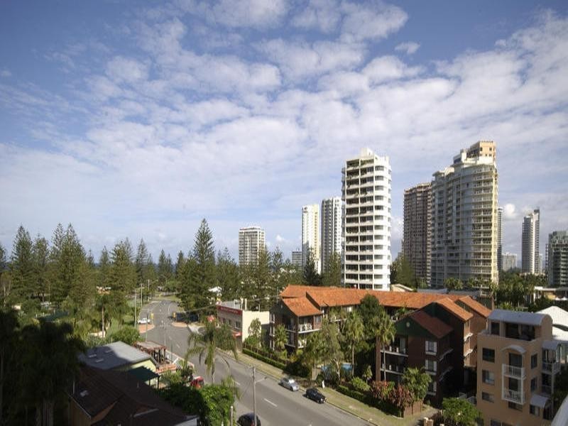 10 Newport On Main, Main Beach Parade, Main Beach QLD 4217