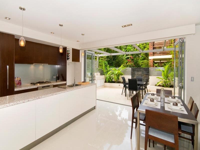 1-5 Absolute, 13 Second Avenue, Broadbeach QLD 4218