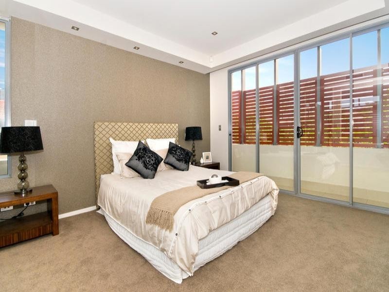 1-5 Absolute, 13 Second Avenue, Broadbeach QLD 4218