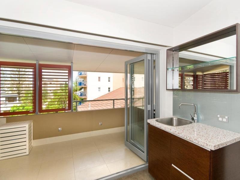 1-5 Absolute, 13 Second Avenue, Broadbeach QLD 4218