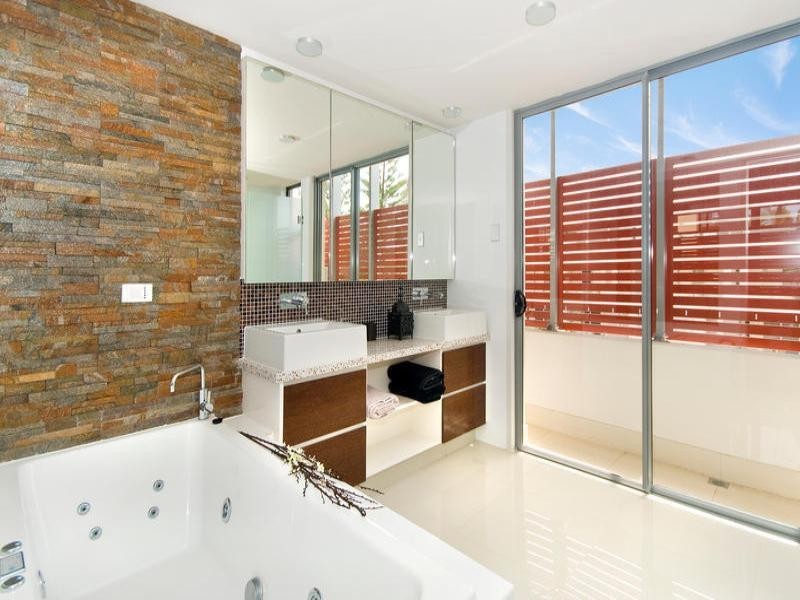 1-5 Absolute, 13 Second Avenue, Broadbeach QLD 4218