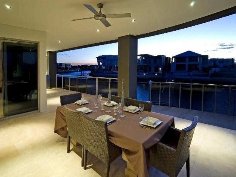 Paradise Point QLD 4216