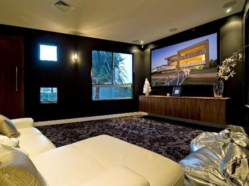 Paradise Point QLD 4216