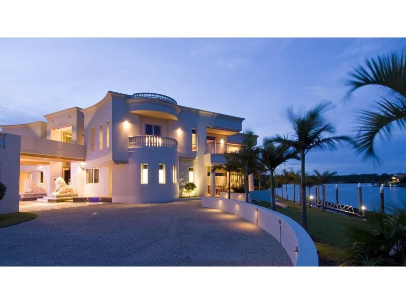 Hope Island QLD 4212