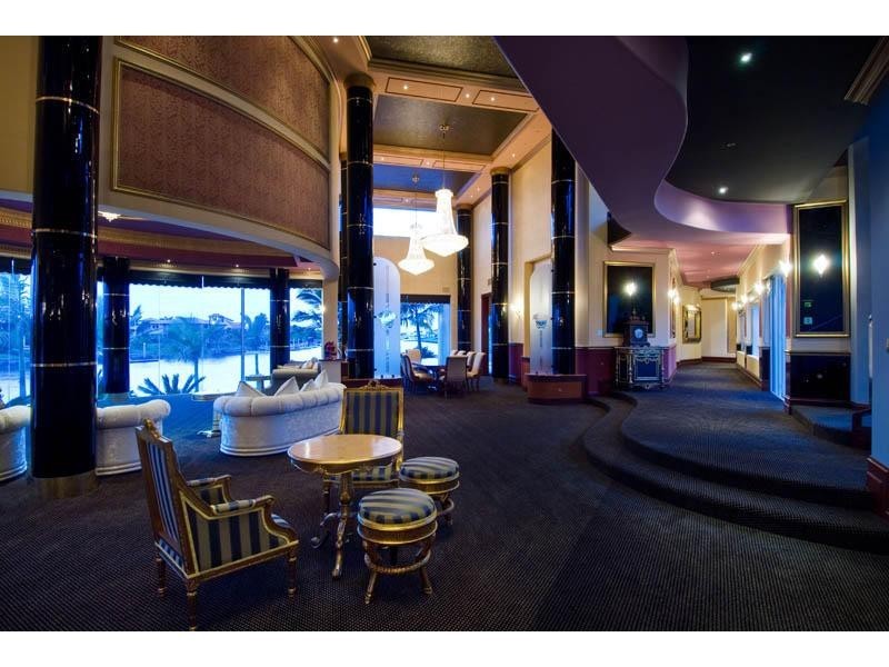 Hope Island QLD 4212