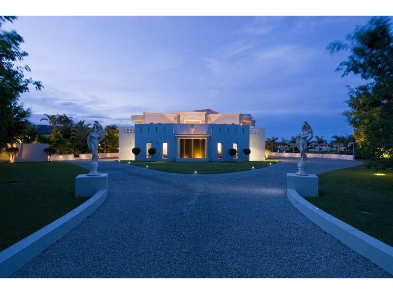 Hope Island QLD 4212