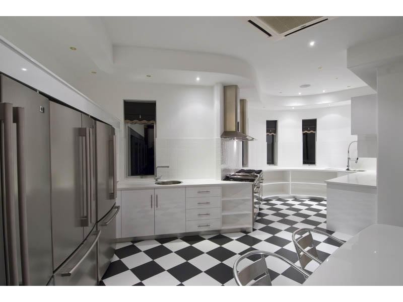 Hope Island QLD 4212