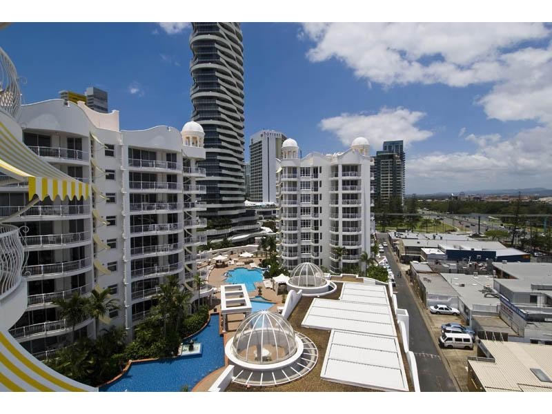 Broadbeach QLD 4218