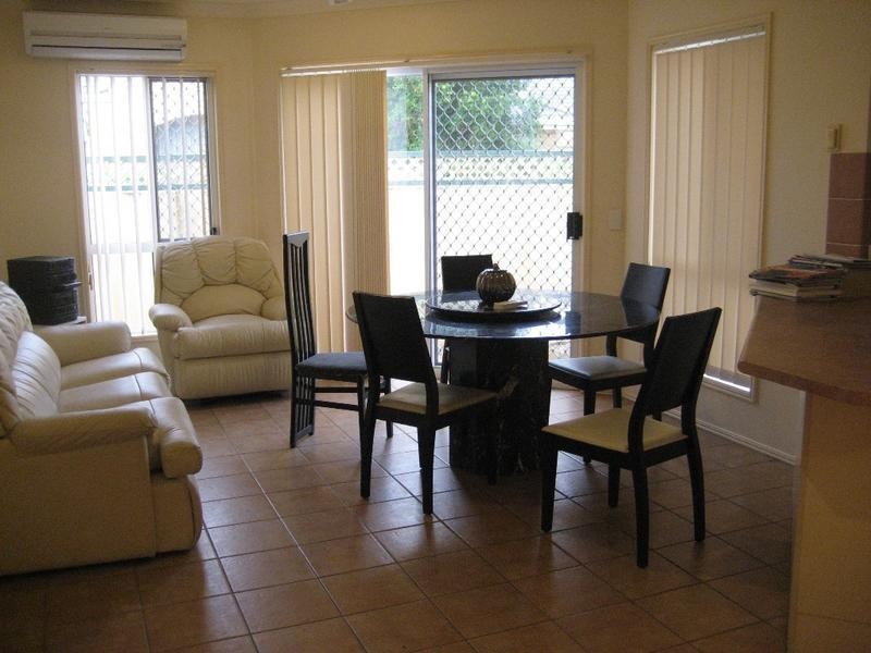 Varsity Lakes QLD 4227