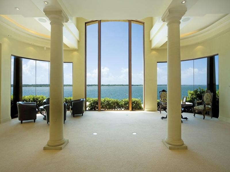 3 Sir Lancelot Close, Paradise Point QLD 4216