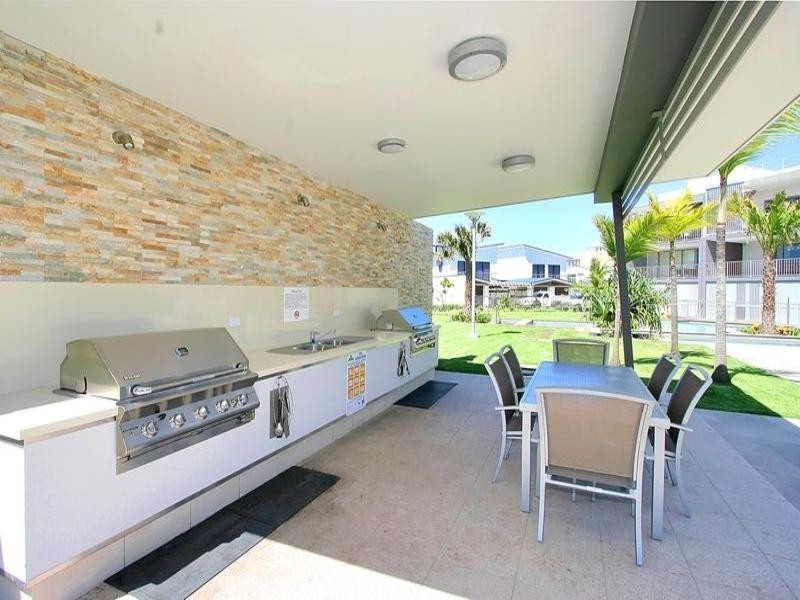 2 Kamala Crescent (Off Casuarina Way), Casuarina NSW 2487