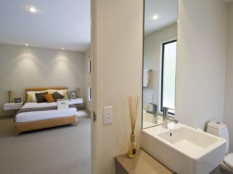 6 6 Egerton Street, Southport QLD 4215