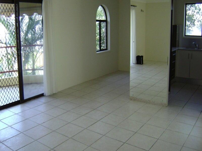 Chevron Island QLD 4217