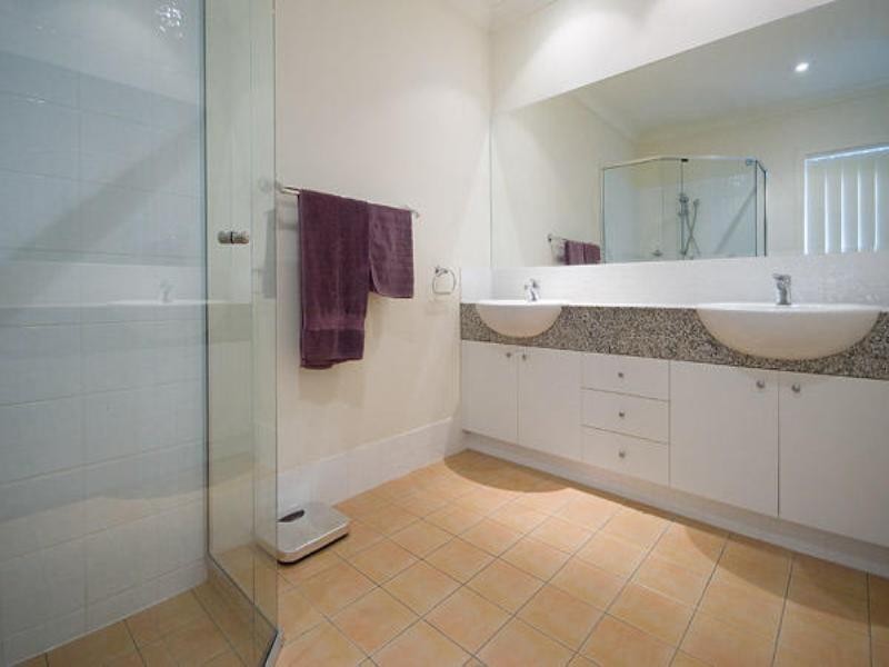 Benowa QLD 4217