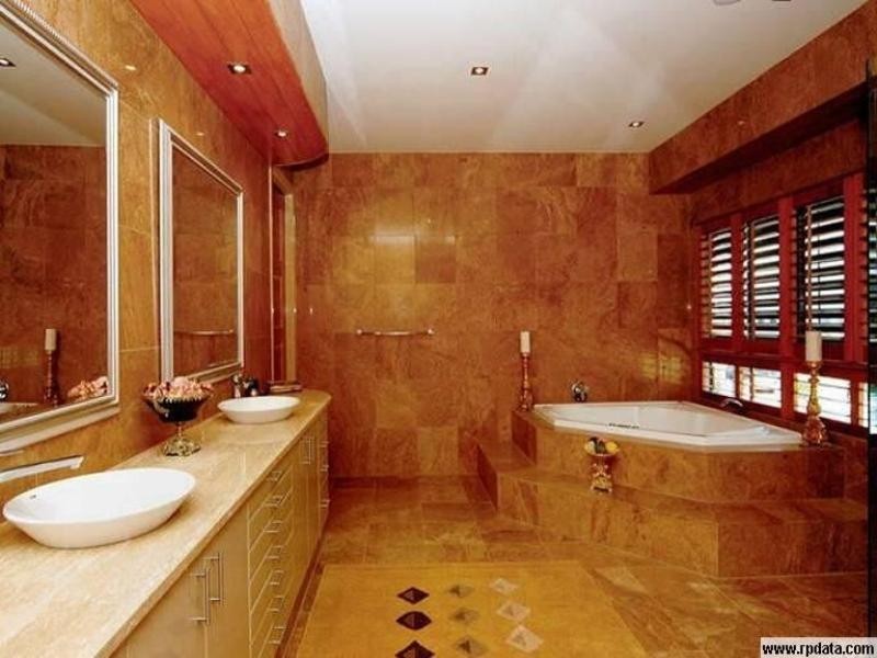 Paradise Point QLD 4216