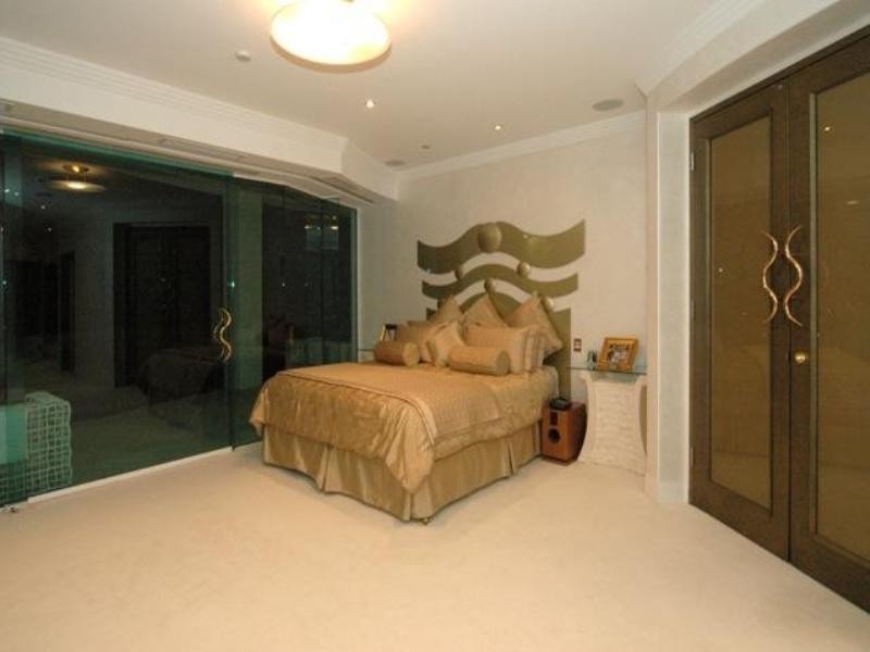 Paradise Point QLD 4216