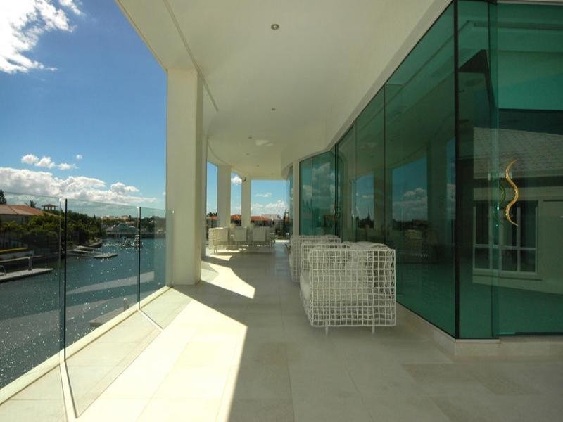 Paradise Point QLD 4216