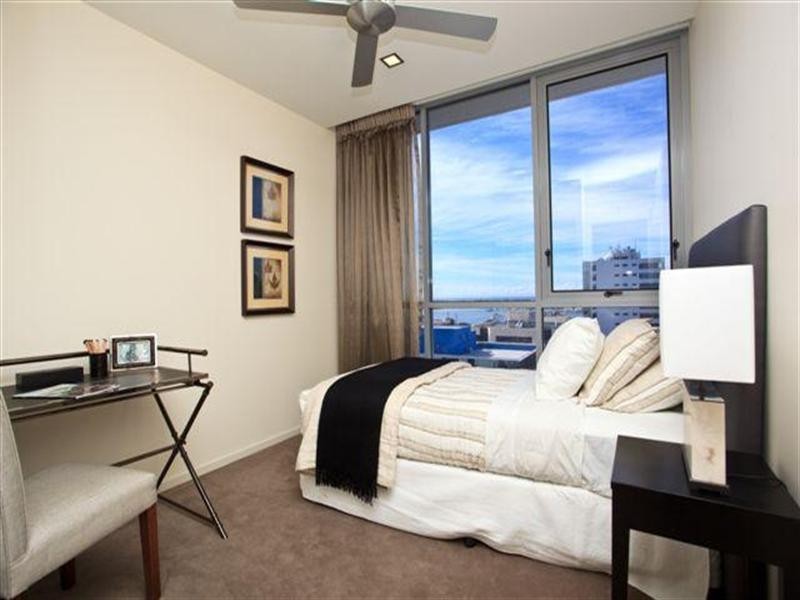 34 Scarborough Street, Southport QLD 4215