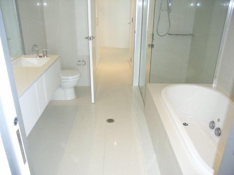 9 Hamilton Avenue – Q1, Surfers Paradise QLD 4217