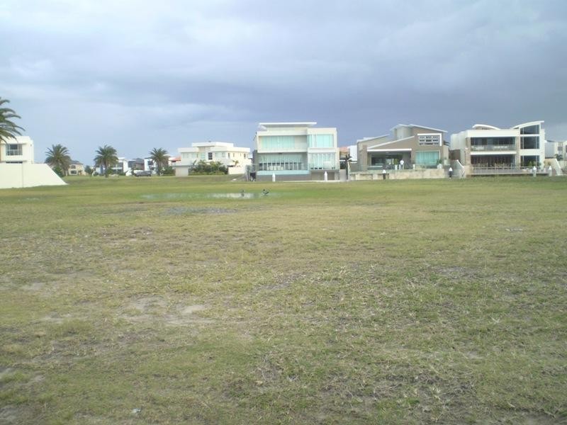 Paradise Point QLD 4216