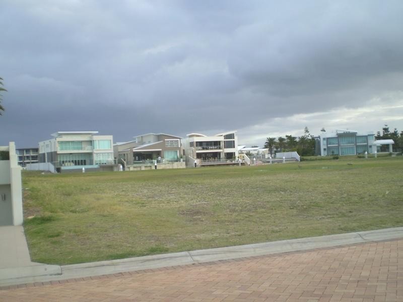 Paradise Point QLD 4216