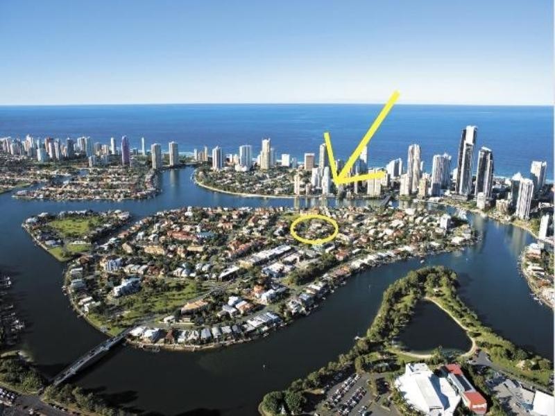 Chevron Island QLD 4217