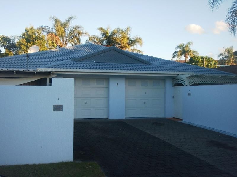 Chevron Island QLD 4217