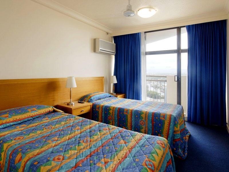 2308 Surfers Beachcomber.Hanlan Street, Surfers Paradise QLD 4217