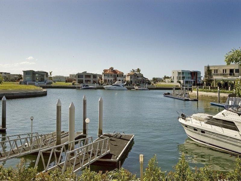 Paradise Point QLD 4216