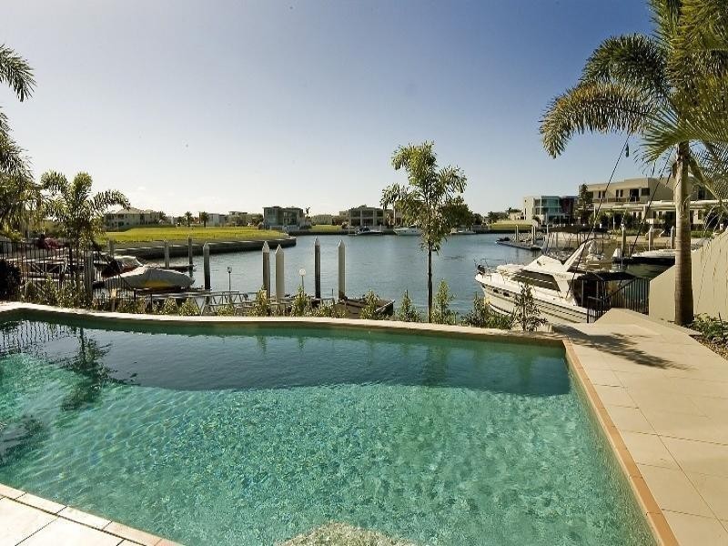 Paradise Point QLD 4216