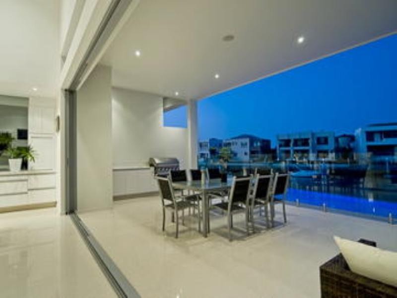 Paradise Point QLD 4216