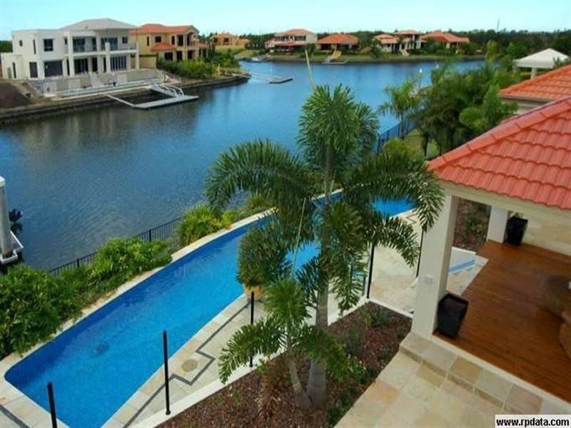 Hope Island QLD 4212