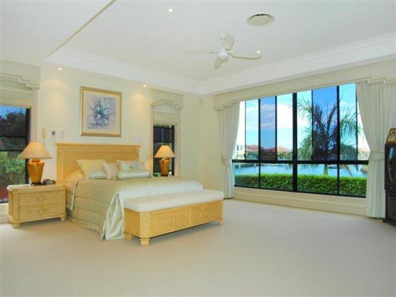 Hope Island QLD 4212