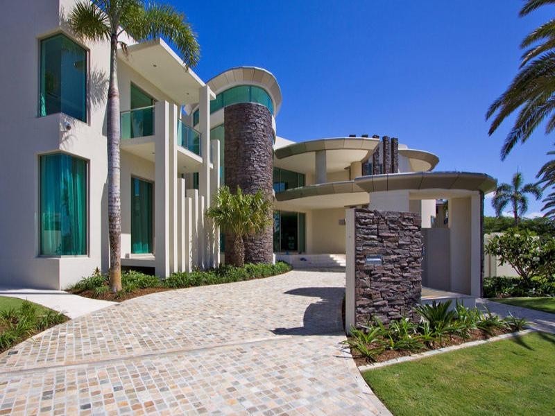 Paradise Point QLD 4216