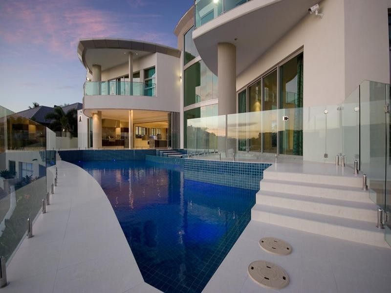 Paradise Point QLD 4216