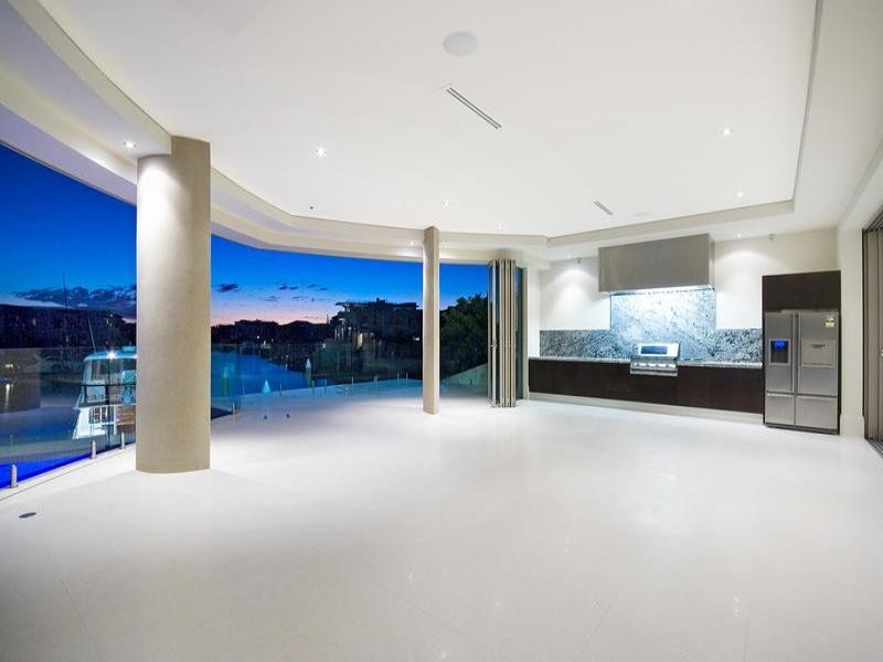 Paradise Point QLD 4216