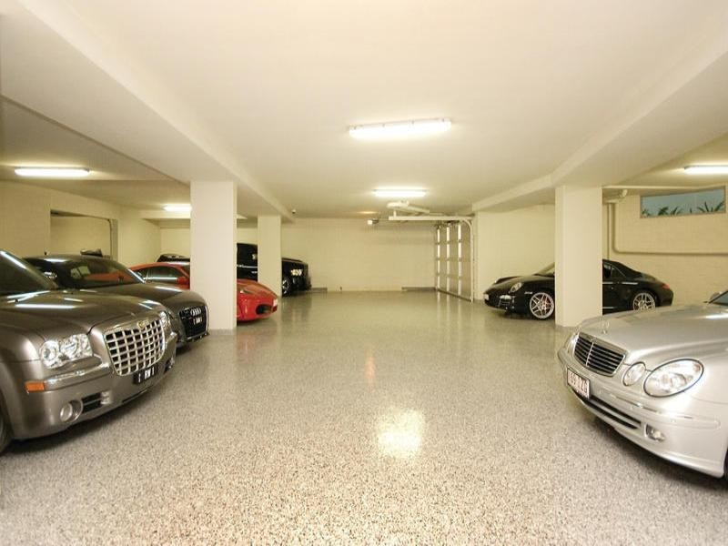 Paradise Point QLD 4216