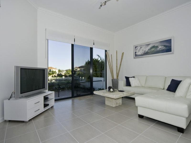 Paradise Point QLD 4216