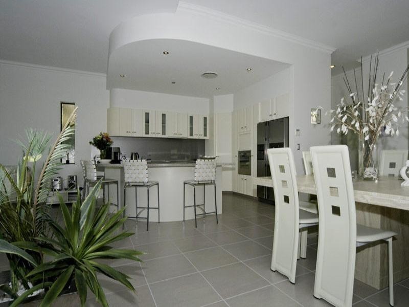 Paradise Point QLD 4216