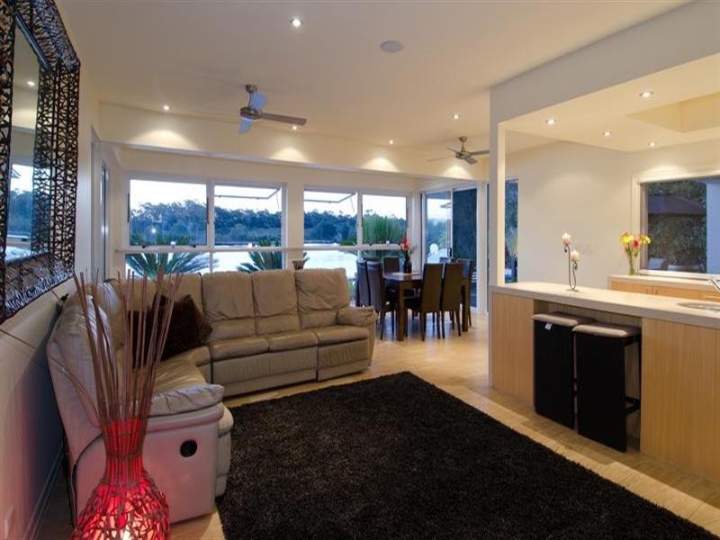 1008 Rosebank Way, Hope Island QLD 4212